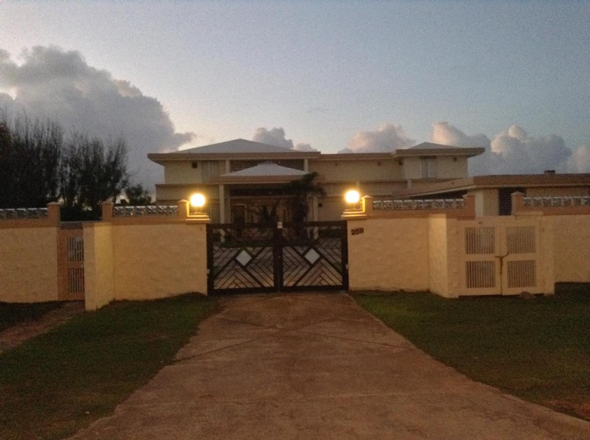 Oceanfront Home With Private Pool Tamuning Exterior foto